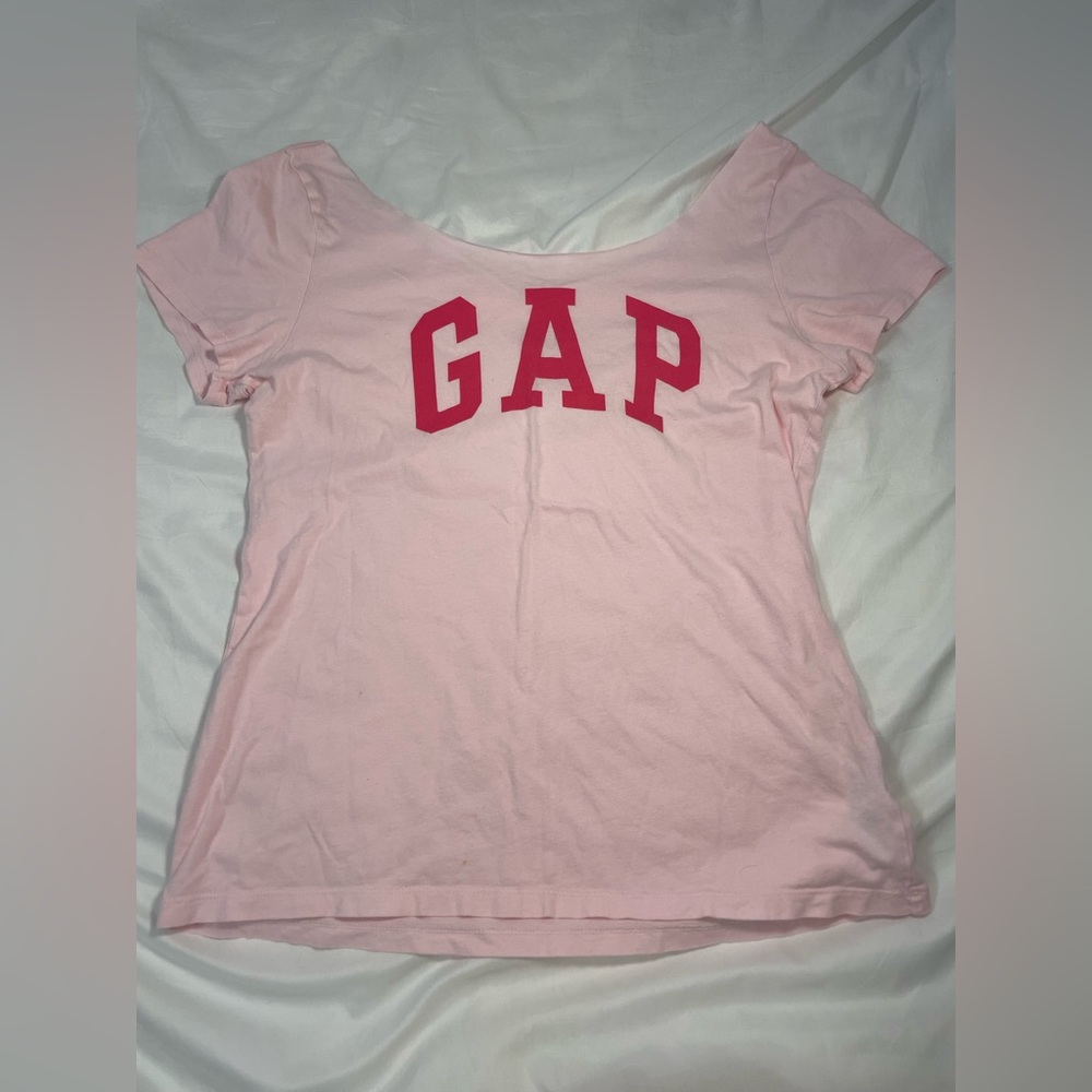 GAP pink tee with no collar